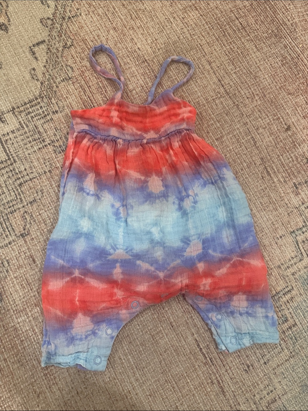 Angel Dear Tie-Dye Cotton Kids Romper in Red and blue